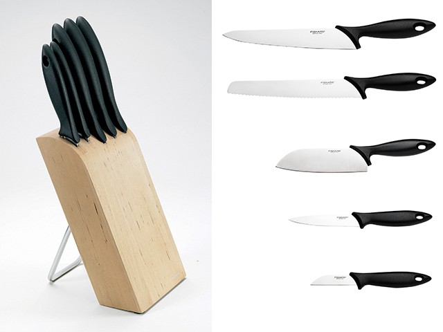 Купить набор ножей 5 шт. с деревянным блоком Essential Fiskars (1023782) (FISKARS ДОМ)